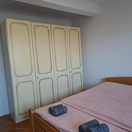 Sabic - Free Garage & Panoramic View Apartment Sarajevo