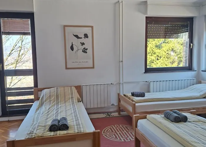 Sabic - Free Garage & Panoramic View 塞拉耶佛